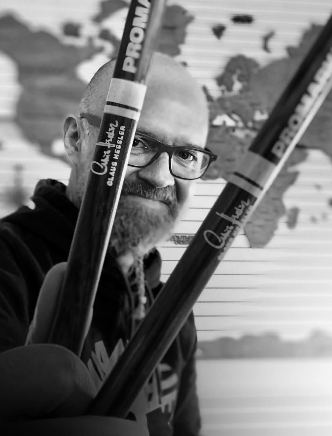 Claus plays his Artist Signature stick