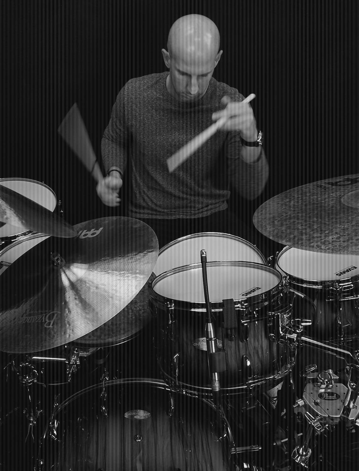 Louie Palmer, professional drummer