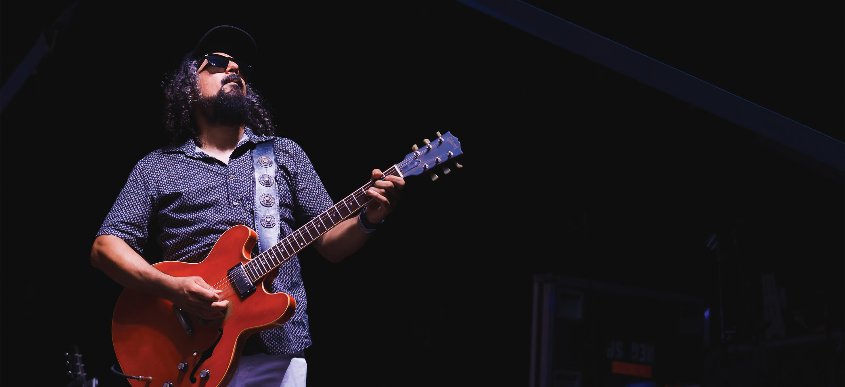 Beto Martinez, professional guitarist