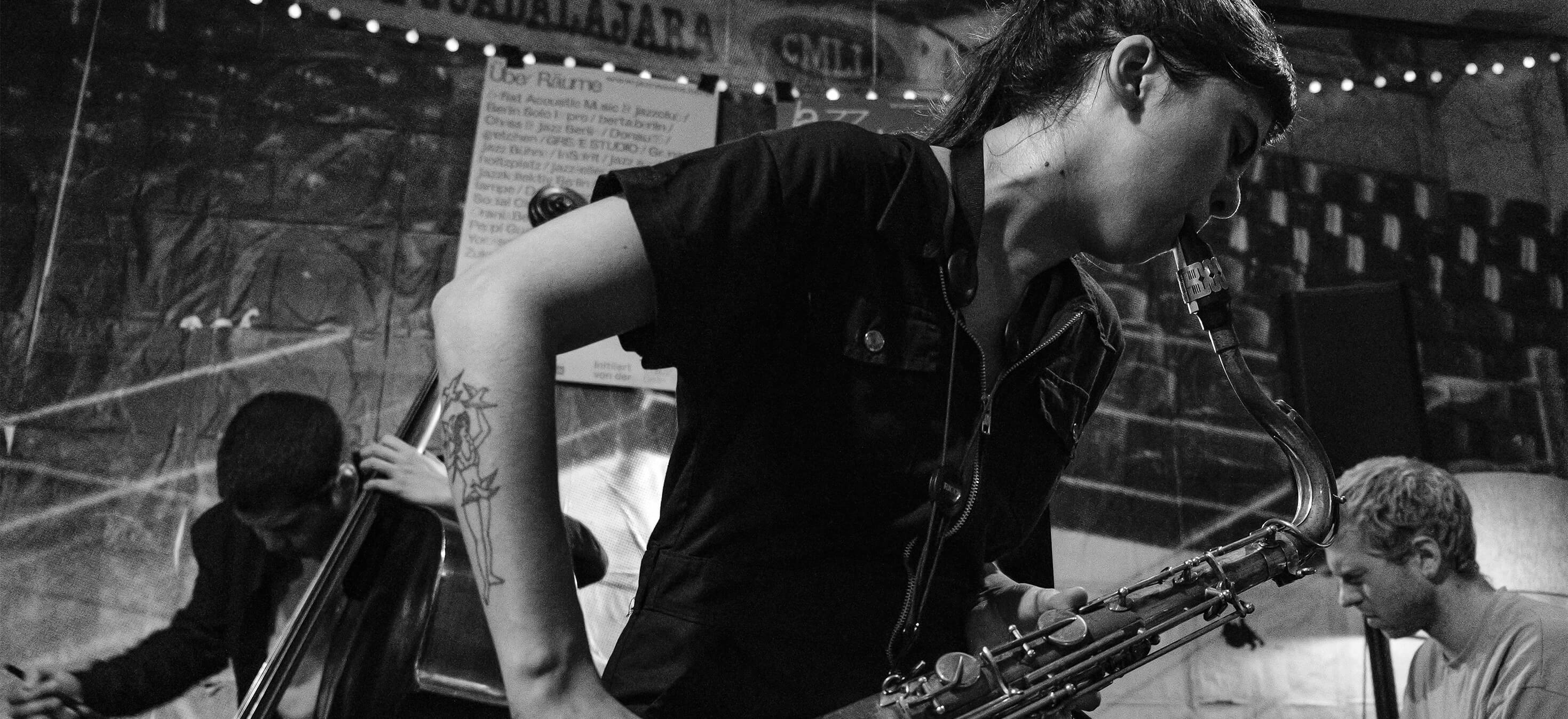 Camila Nebbia professional saxophone player