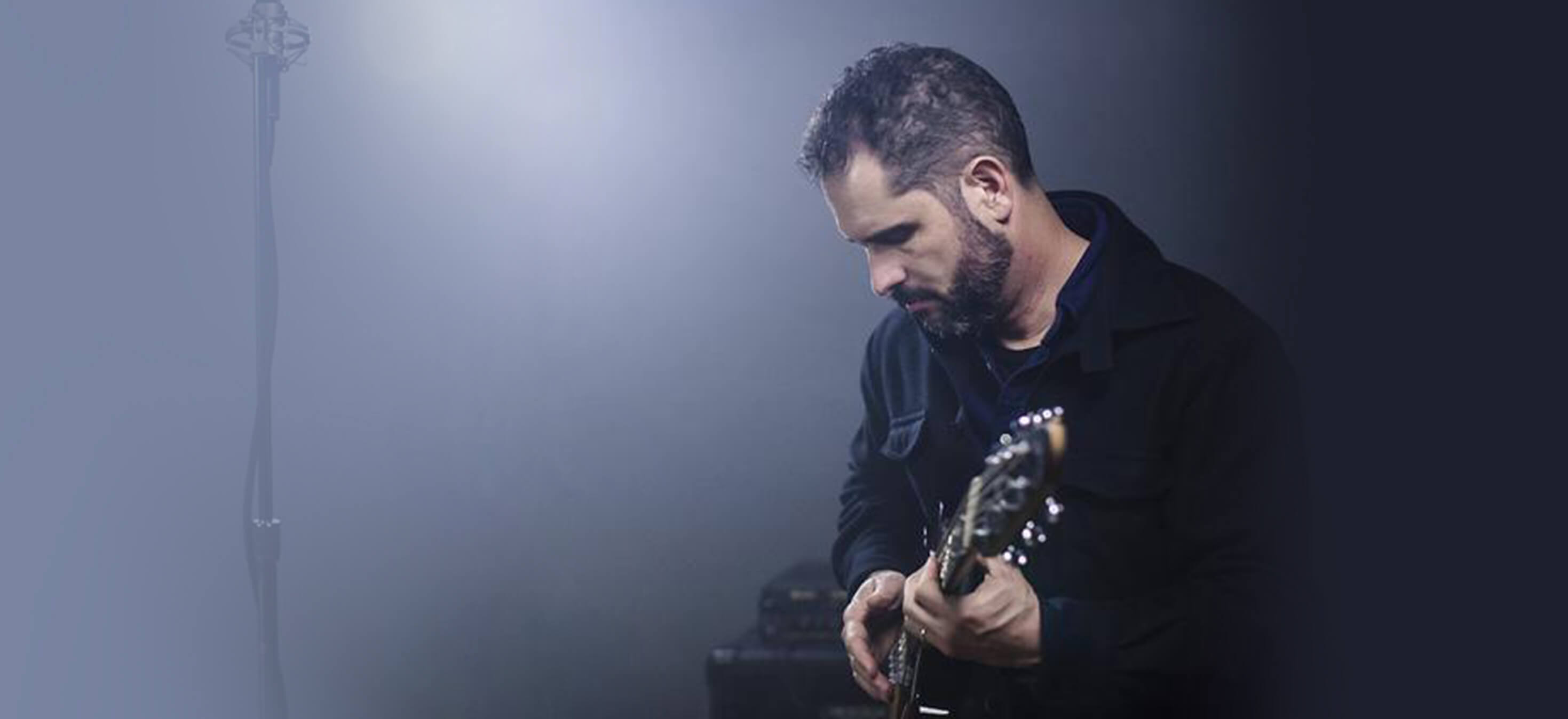 Charlie Hunter photo