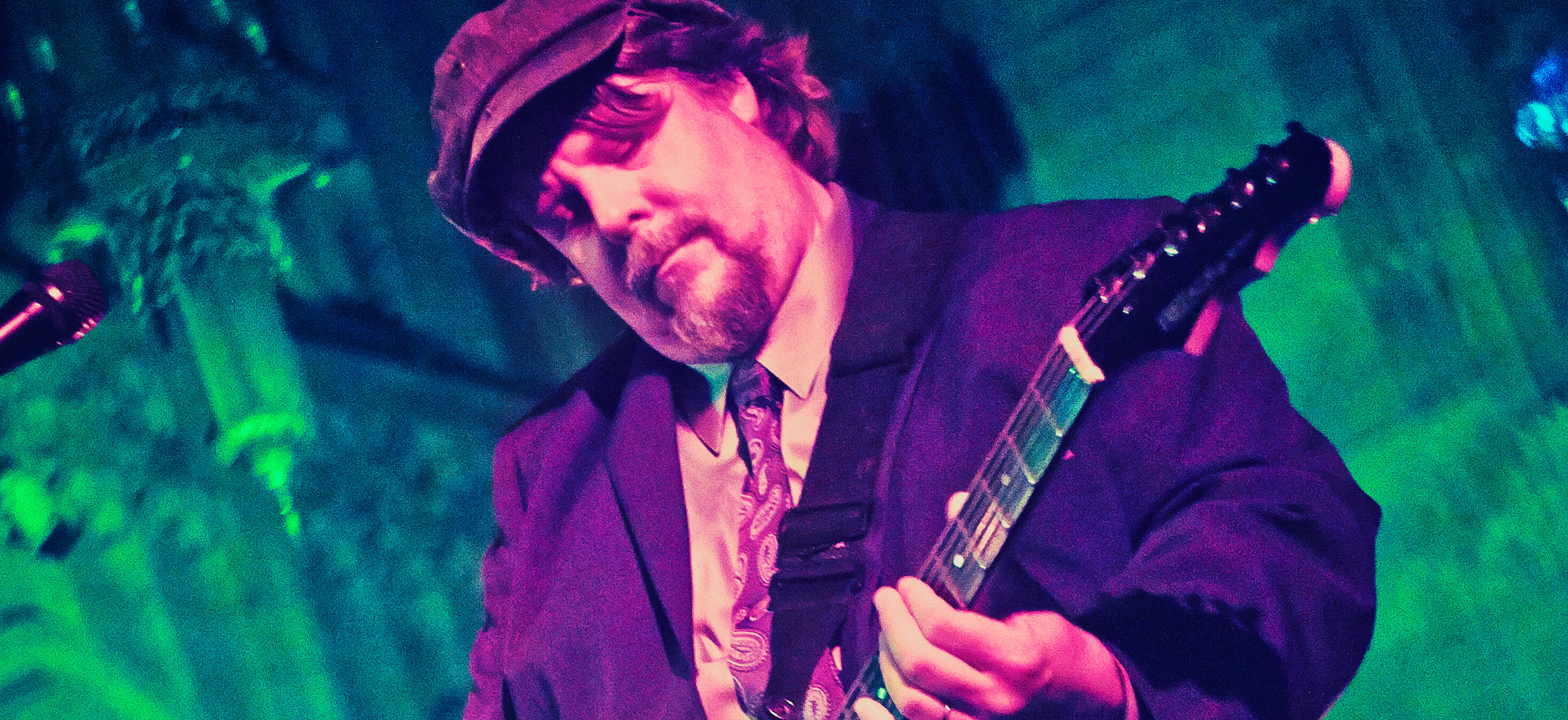 Teddy Kumpel, professional guitarist