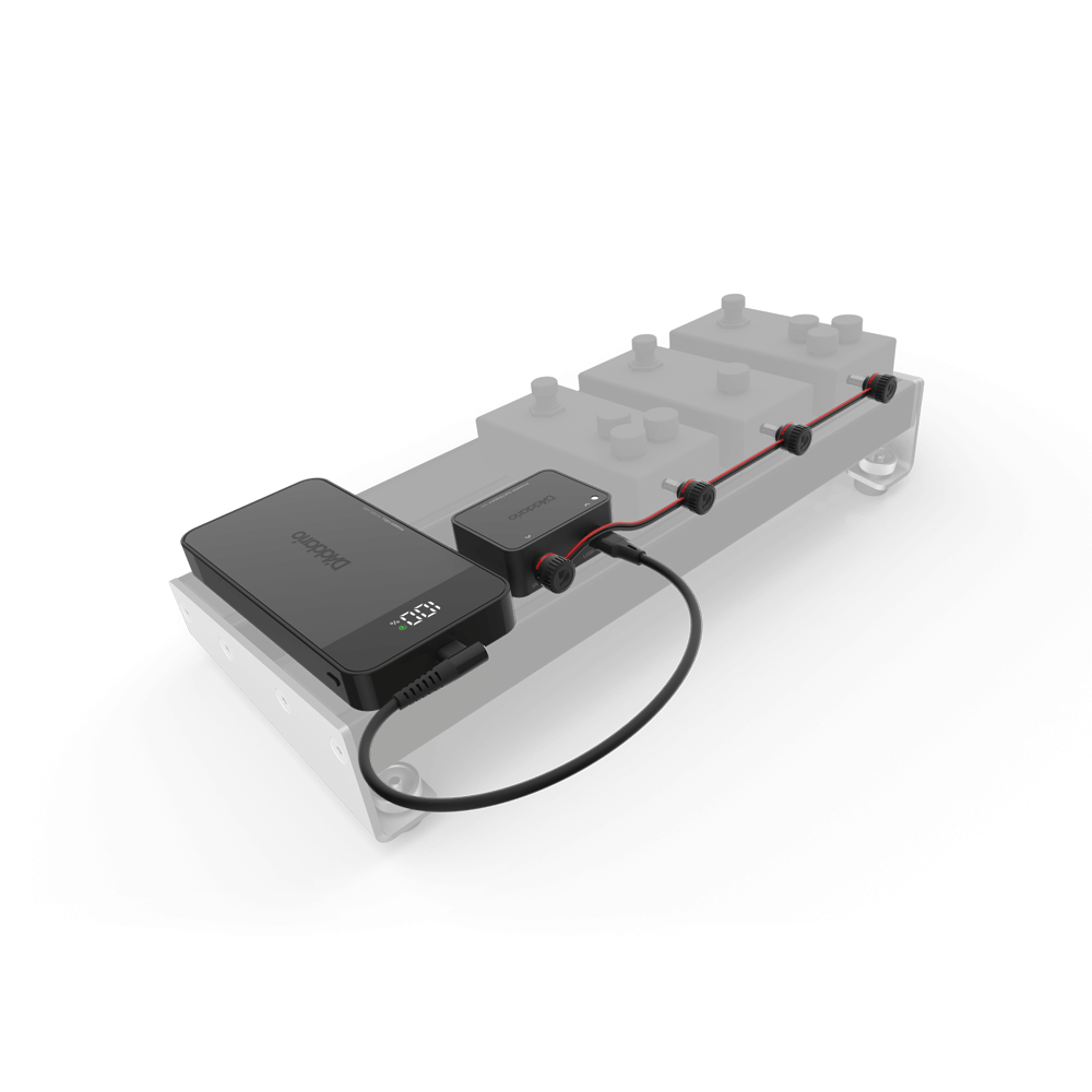 D'Addario XPND Pedal Power Battery Kit with International Plugs
